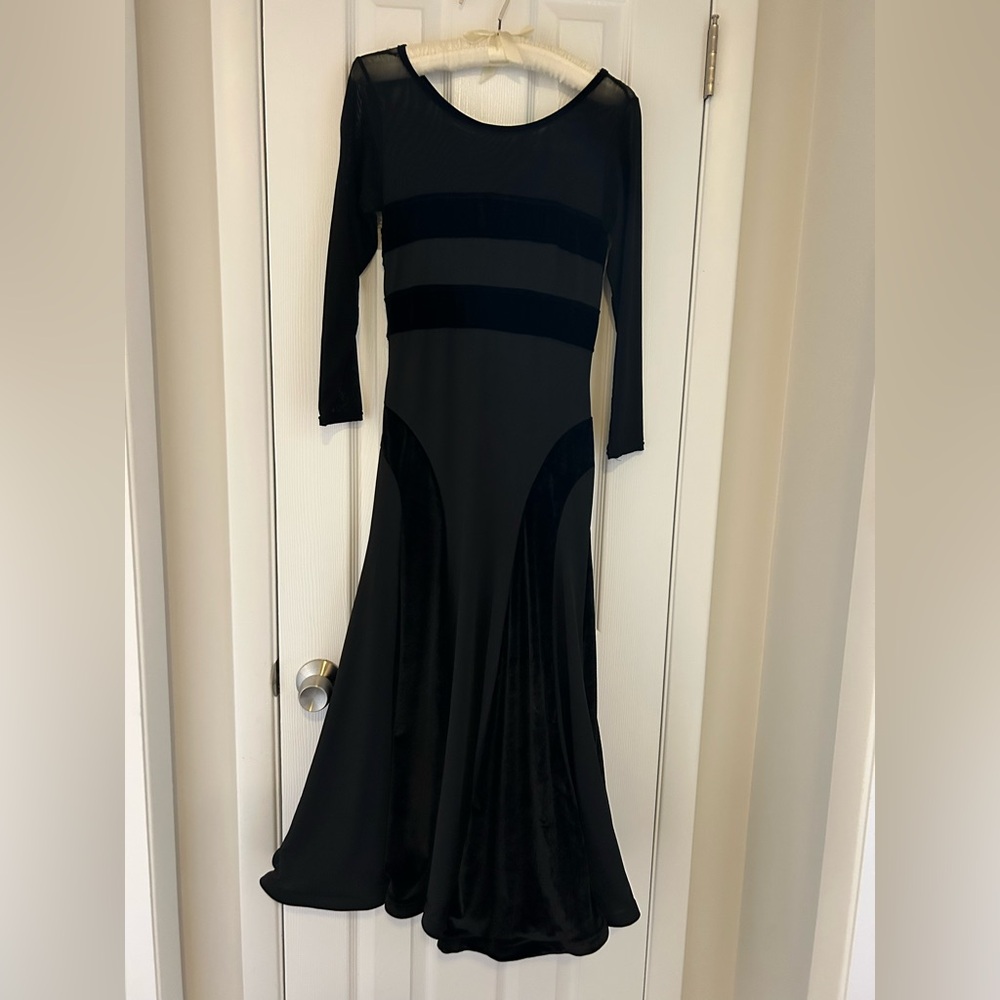 Ballroom dance practice dress - Black Long Sleeve Maxi Dress - Elegant Fit